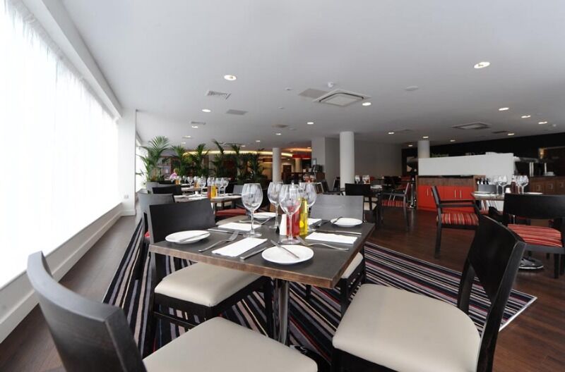 London Luton Airport By Ihg Hotel